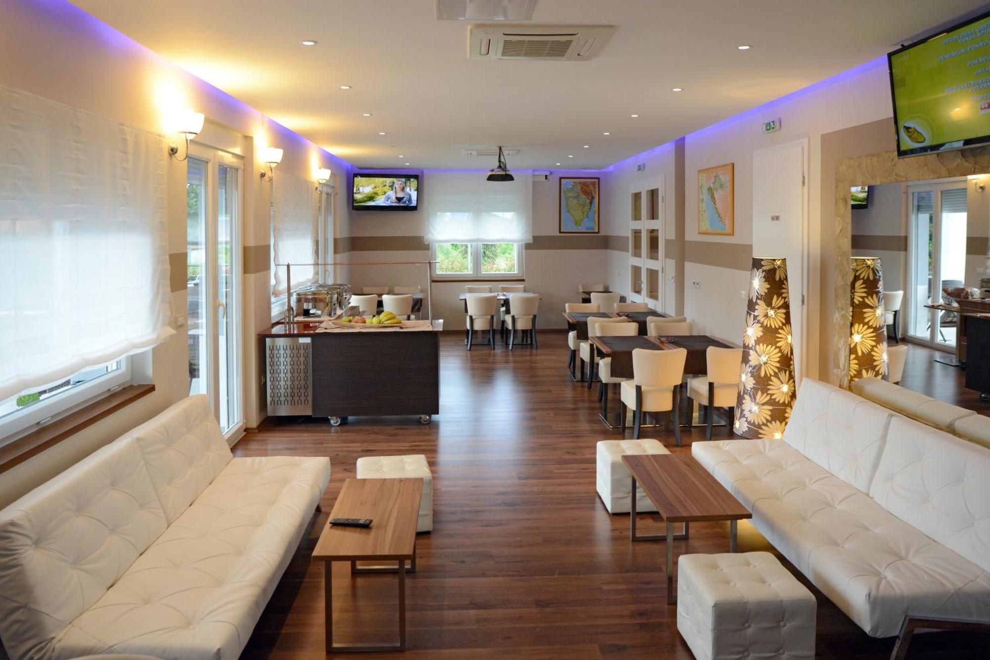 Rooms Villa Oasiss Vinkuran Ngoại thất bức ảnh