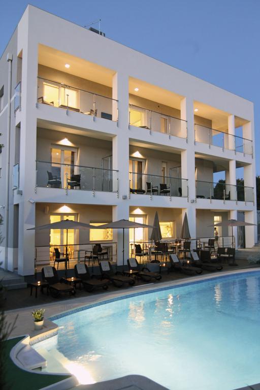 Rooms Villa Oasiss Vinkuran Ngoại thất bức ảnh